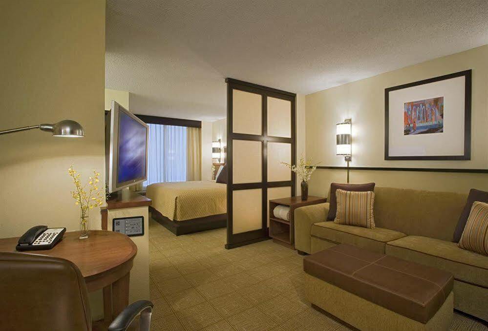 Hyatt Place Dallas North By The Galleria Addison Esterno foto